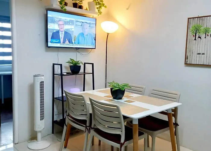 아파트 Cb 2br Unit Taguig Self-check-in & Wi-fi